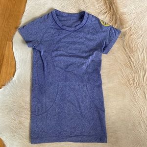 lululemon t-shirt